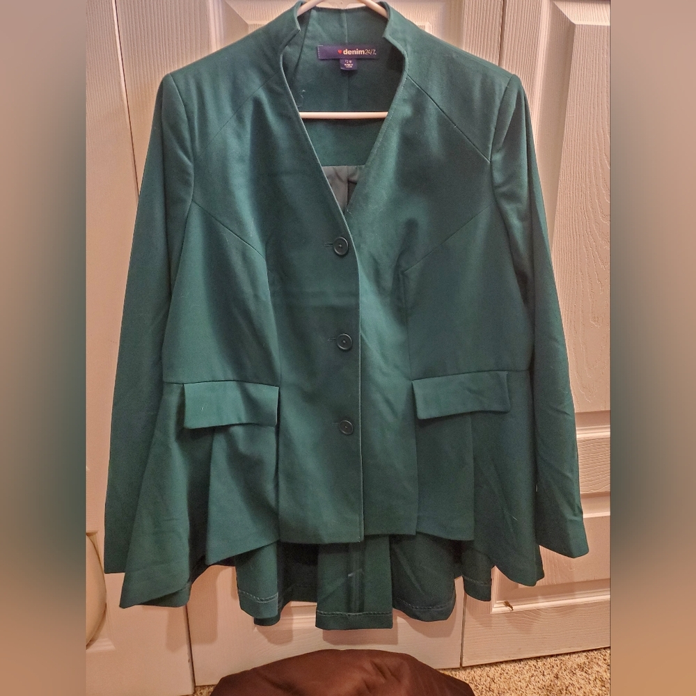 Unique Green Blazer